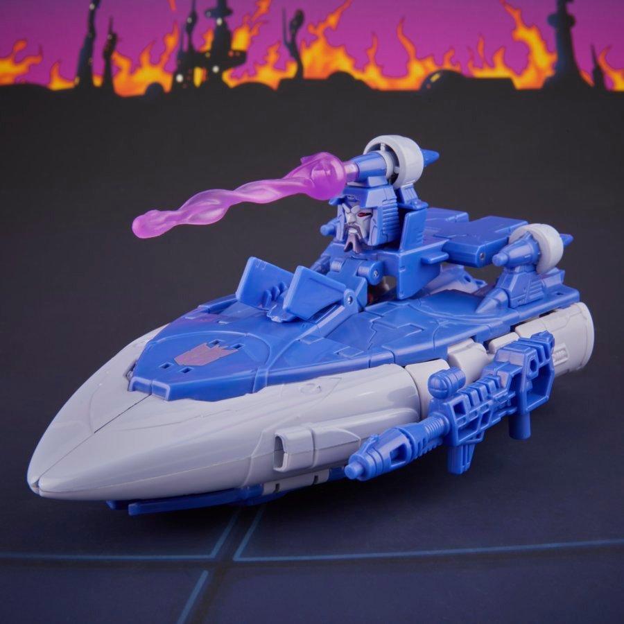 Transformers Studio Series MTMTE Collection The Transformers: The Movie Voyager Class Scourge